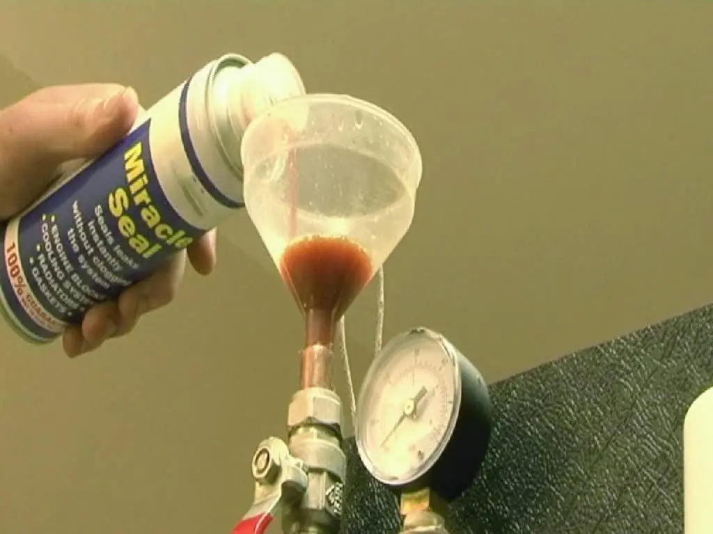 C-TEC Miracle Seal For Minor leaks and Weeping Joints in Heating Systems- 250ml CT1