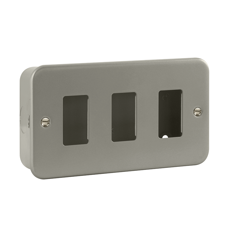Click GridPro 3 Gang GridPro Frontplate & Back Box – CL20403