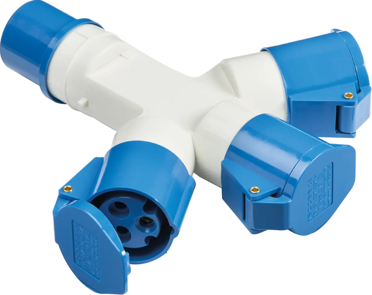 Knightsbridge 240V IP44 16A 2P+E 3 Way Splitter – IN0010