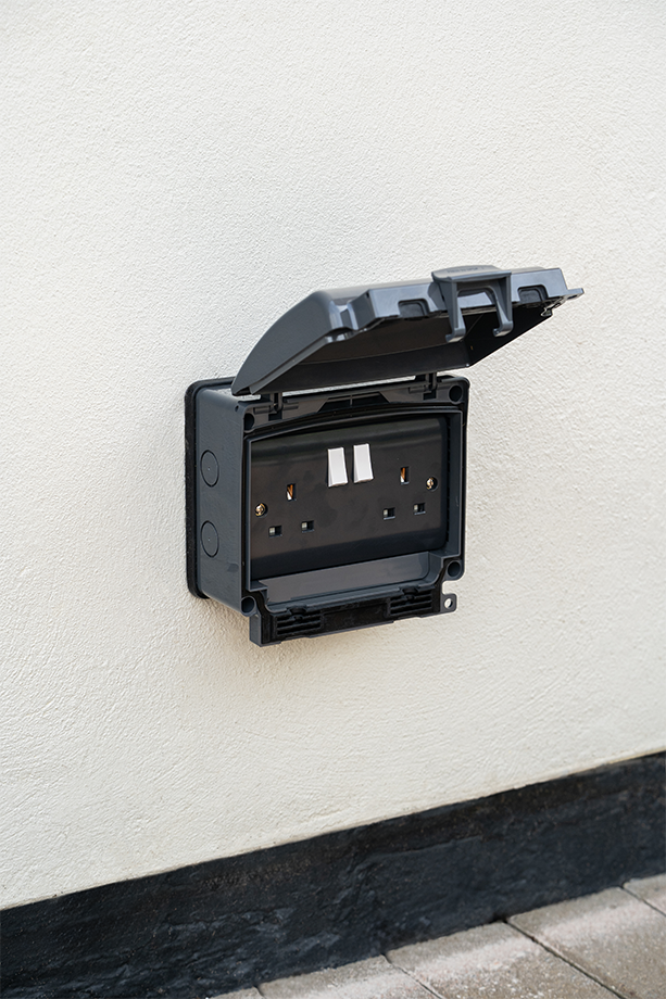 Click OA036AG AquIP66 Double Weatherproof Socket Enclosure – 2 Gang IP66 13A