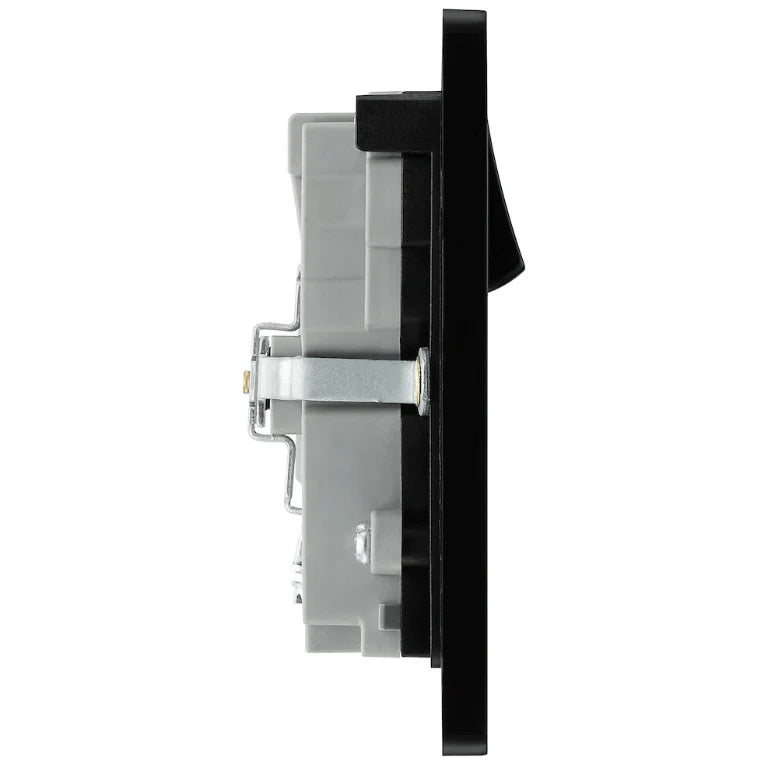 BG Evolve Matt Black Screwless USB Double Socket Type A+C PCDMB22UAC30B
